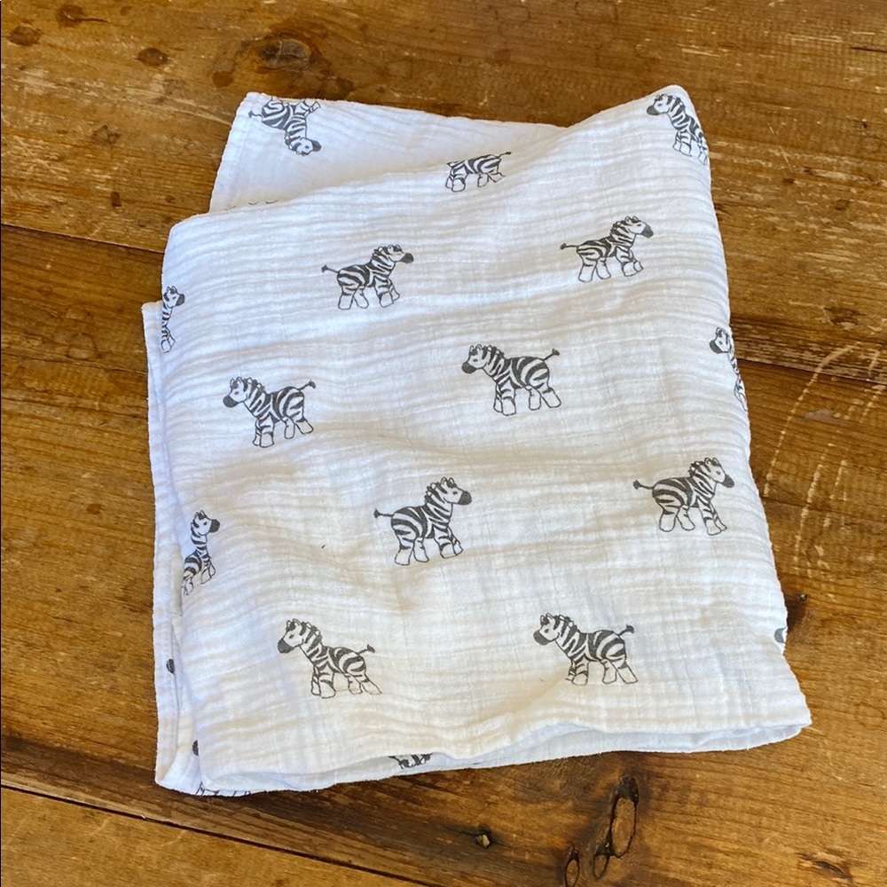 Cotton muslo blanket zebras